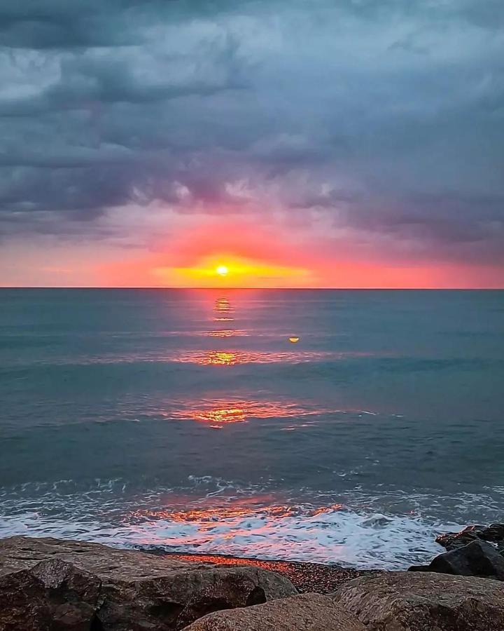 Luxury Sea View Apartments In Orbi City באטומי מראה חיצוני תמונה